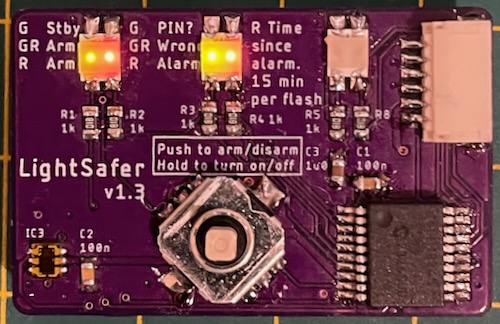 LightSafer battery level